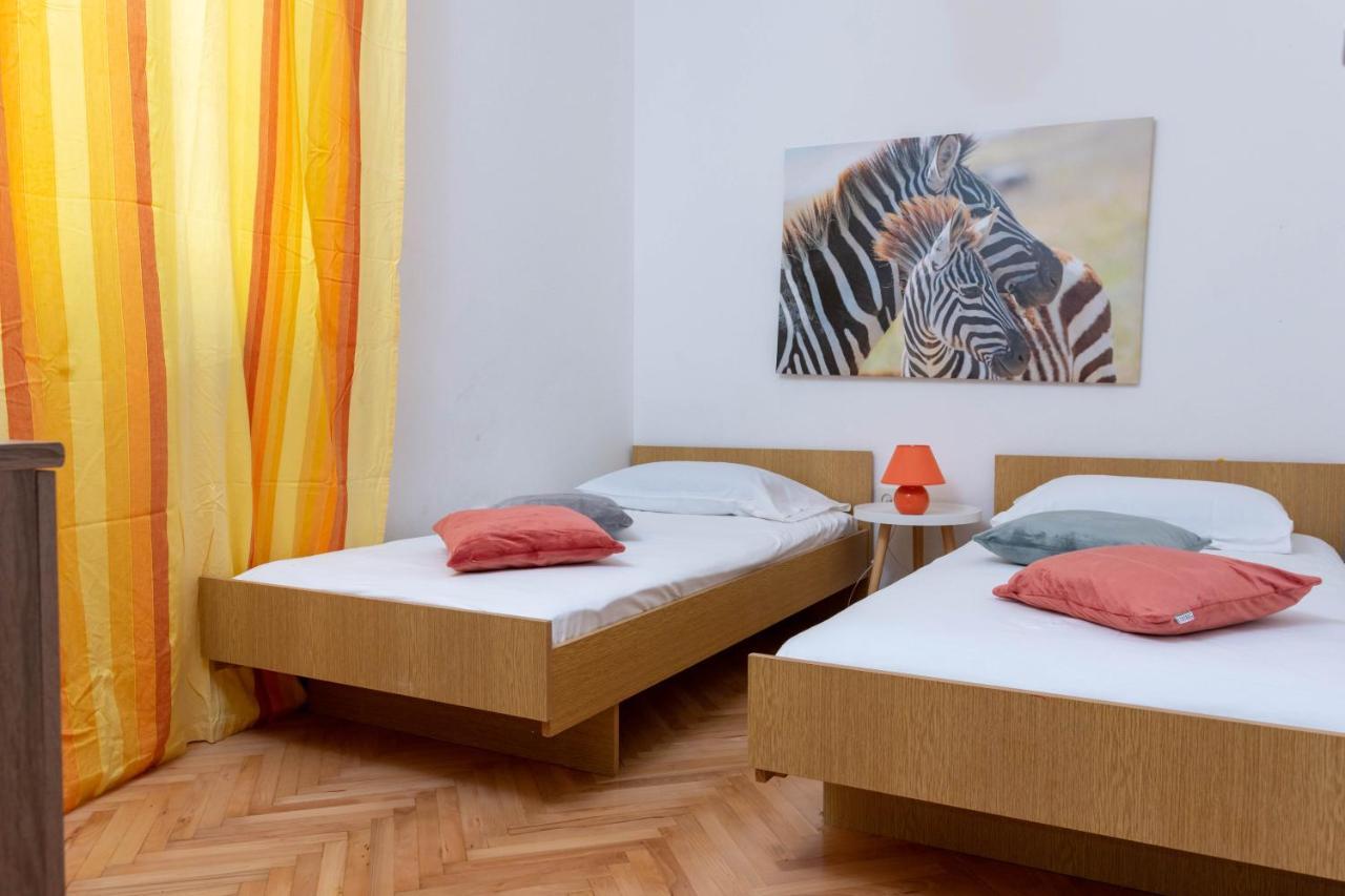Apartman Duce Milka Villa Buitenkant foto