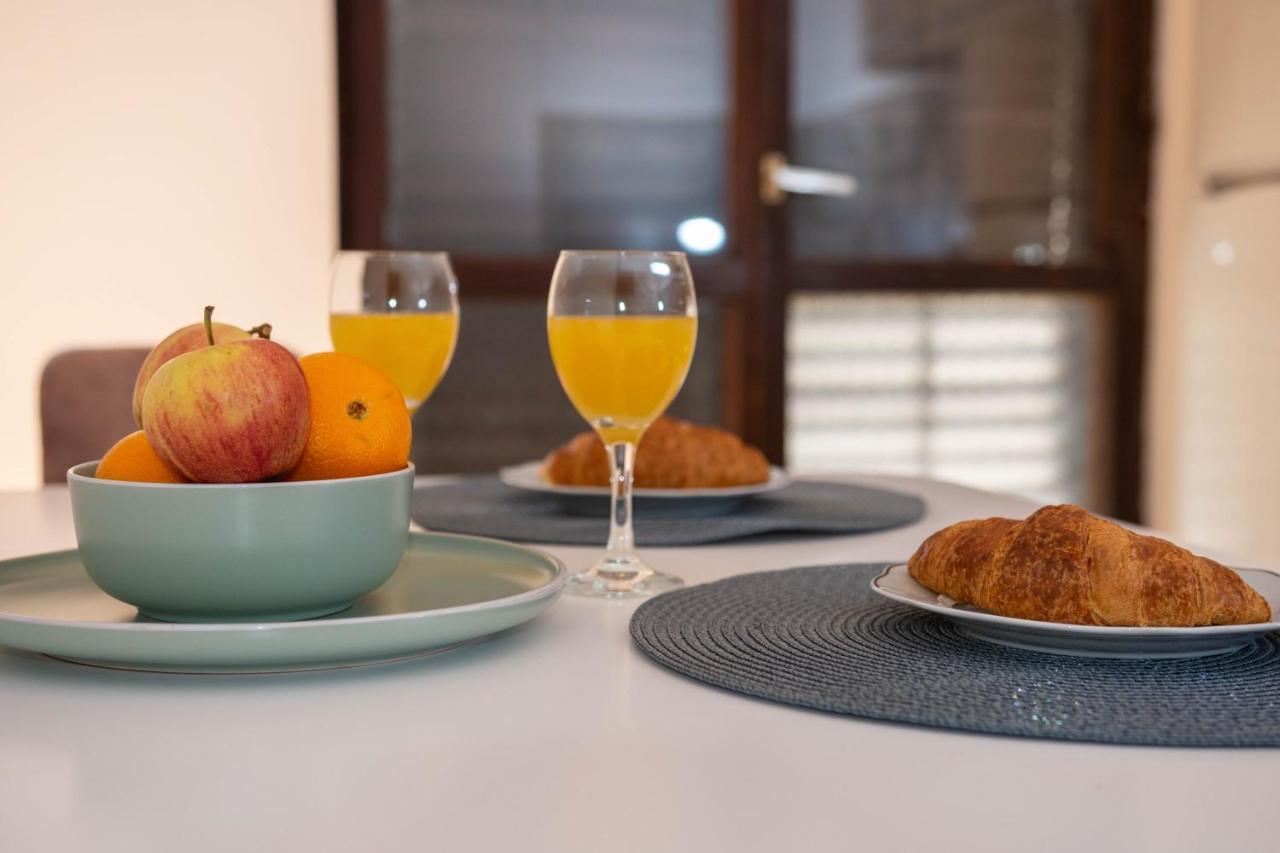 Apartman Duce Milka Villa Buitenkant foto