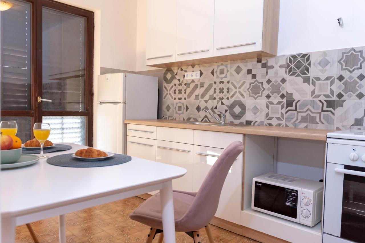 Apartman Duce Milka Villa Buitenkant foto